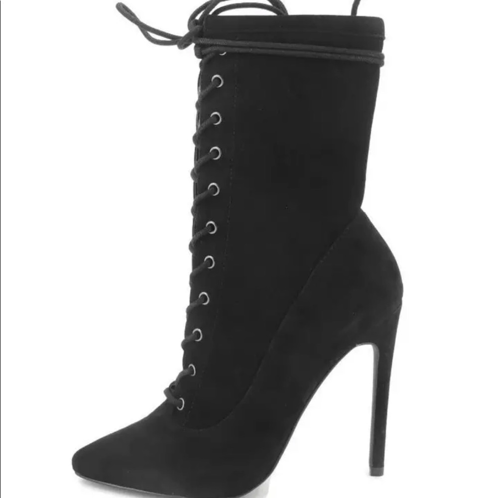 Steve Madden Satisfied Suede Lace Up Boot 7.5 New